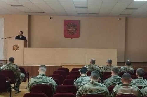 В Оренбурге с сотрудниками ОМОН «Кобра» Управления Росгвардии по Оренбургской области состоялось занятие по безопасности дорожного движения В Оренбурге с сотрудниками ОМОН «Кобра» Управления Росгвардии по Оренбургской области состоялось занятие по безопасности дорожного движения