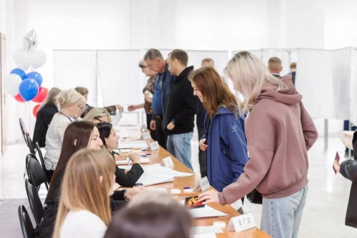 Работники Уральской Стали приняли активное участие в выборах главы региона