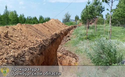 В Кваркенском районе обновили аварийный участок водопровода