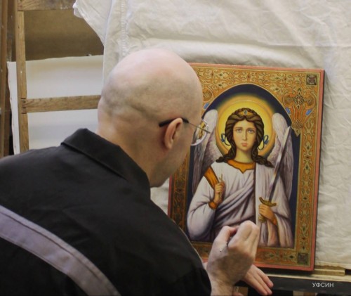 Заключенный из колонии «Черный дельфин» создал икону для всероссийского конкурса