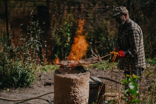 В Оренбуржье воспроизвели древнюю технологию выплавки меди из каргалинских руд