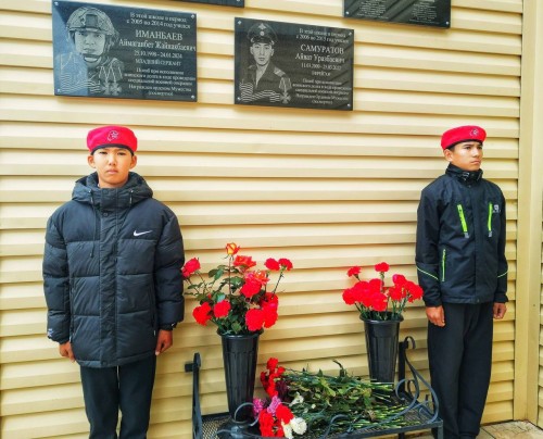 В Ясненском округе увековечили память бойца СВО