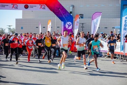 Новотроицкий полумарафон-2025: Международный забег с двумя тысячами участников и легендарным Алексеем Смертиным!