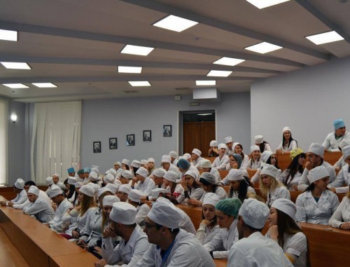 Госдума приняла закон об обязательном распределении выпускников медицинских вузов