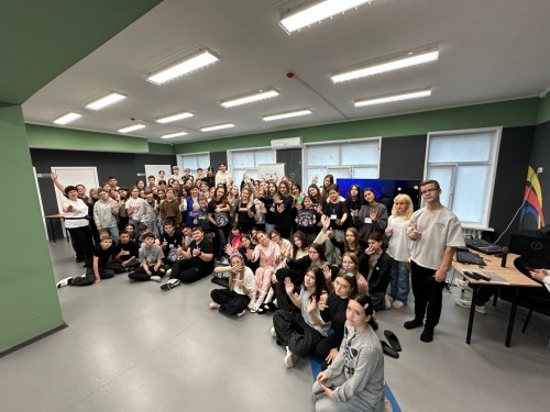 «Ростелеком» провел турнир по настольной игре среди оренбургских школьников