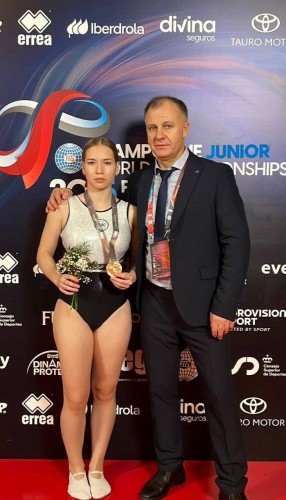 Дарья Тихонова из Оренбуржья стала бронзовым призёром на юниорском мировом первенстве Дарья Тихонова из Оренбуржья стала бронзовым призёром на юниорском мировом первенстве