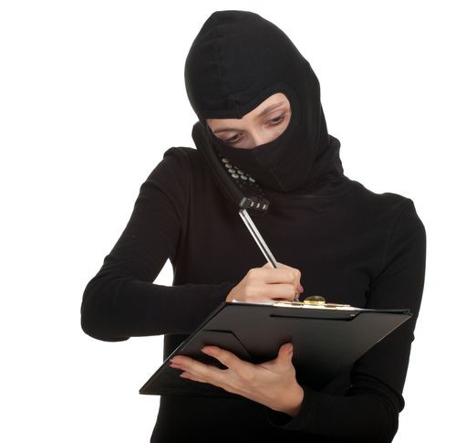 Оренбуржец потерял почти 12 000 рублей, покупая билеты в театр Оренбуржец потерял почти 12 000 рублей, покупая билеты в театр