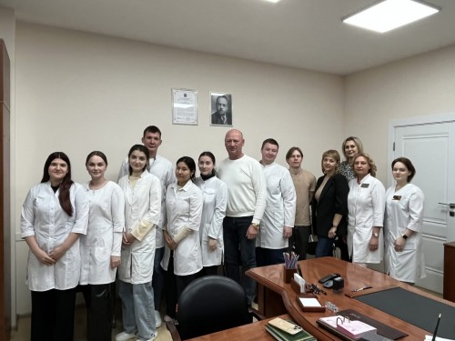 В Оренбуржье развивают наставничество и привлекают новых медицинских специалистов В Оренбуржье развивают наставничество и привлекают новых медицинских специалистов