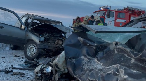 На трассе Оренбург-Орск погиб водитель "Шевроле" На трассе Оренбург-Орск погиб водитель "Шевроле"