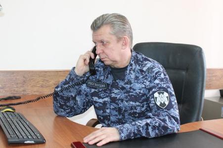 В Оренбурге состоялась прямая линия с гражданами по вопросу трудоустройства на службу в Росгвардию и поступления в ведомственные институты В Оренбурге состоялась прямая линия с гражданами по вопросу трудоустройства на службу в Росгвардию и поступления в ведомственные институты