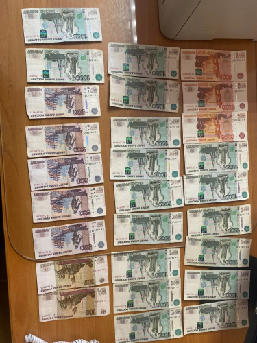 В Шарлыке задержали пенсионерку за кражу из банкомата