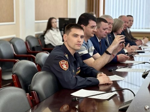 В Оренбургской области росгвардеец принял участие в заседании Наблюдательного совета Российского общества «Знание» В Оренбургской области росгвардеец принял участие в заседании Наблюдательного совета Российского общества «Знание»