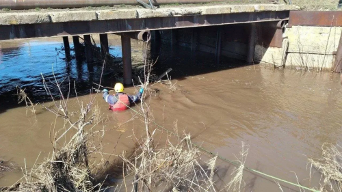 В Октябрьском районе пока не нашли утонувшего мальчика
