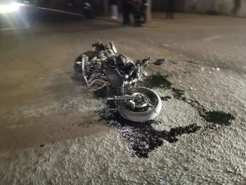 В центре Оренбурга женщина за рулем автомобиля сбила мотоциклиста