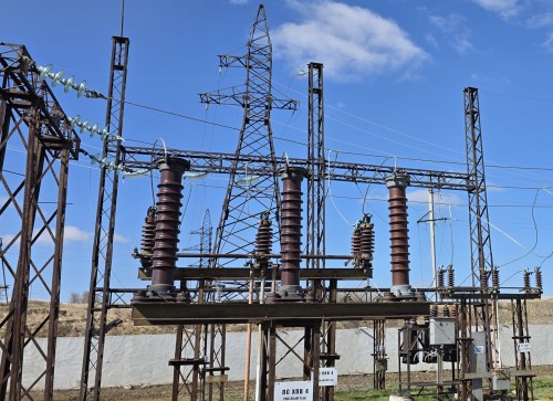 В Гайском городском округе идет масштабный ремонт одной из главных электроподстанций