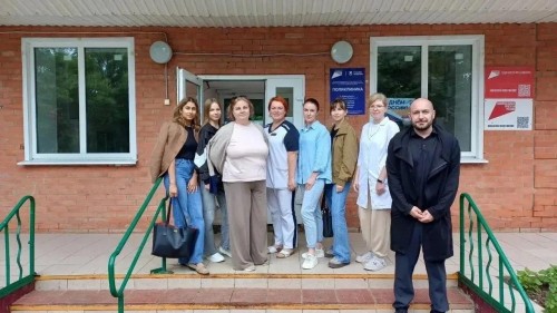 Специалисты Оренбургского онкологического диспансера провели осмотр 57 жителей Курманаевского района