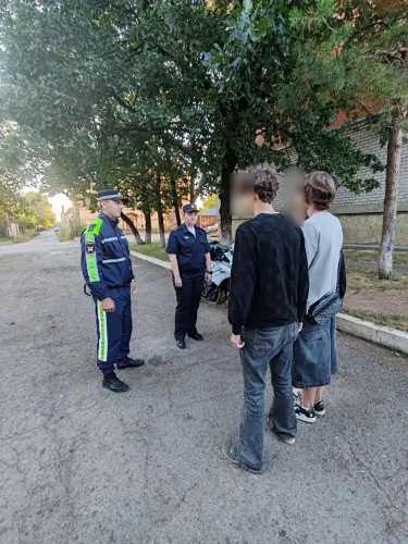 В Ленинском районе Оренбурга задержали 12-летнего водителя мопеда без прав В Ленинском районе Оренбурга задержали 12-летнего водителя мопеда без прав