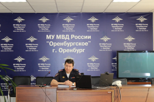 В оренбургской полиции пополнение: выпускники вузов МВД приступили к службе