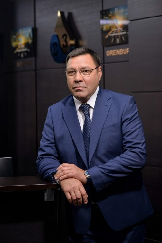 Генеральный директор Нефтяной компании «Сладковско-Заречное» Павел Толстухин поздравил с Днем работников нефтяной и газовой промышленности
