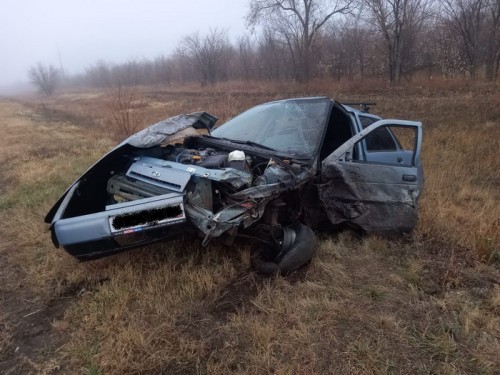 В Саракташском районе водитель легкового автомобиля, чудом выжил после столкновения с «Камазом»