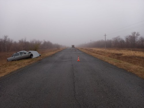 В Саракташском районе водитель легкового автомобиля, чудом выжил после столкновения с «Камазом»
