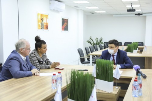 Уральская Сталь провела техническое совещание с ЦНИИ транспортного строительства