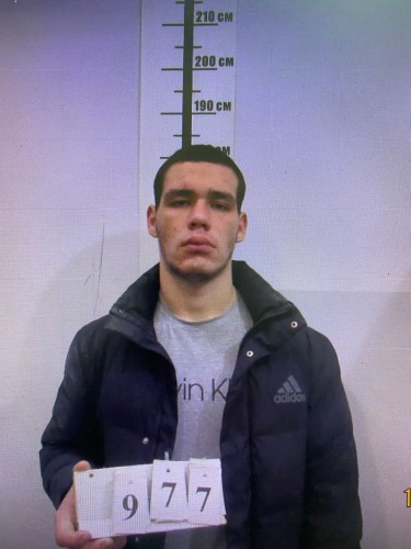 Сотрудники полиции устанавливают возможных лиц пострадавших от рук злоумышленников Сотрудники полиции устанавливают возможных лиц пострадавших от рук злоумышленников