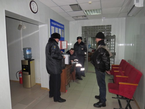 В Кувандыке инспекторы ДПС задержали подозреваемого в грабеже В Кувандыке инспекторы ДПС задержали подозреваемого в грабеже