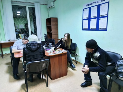 В Кувандыке инспекторы ДПС задержали подозреваемого в грабеже В Кувандыке инспекторы ДПС задержали подозреваемого в грабеже