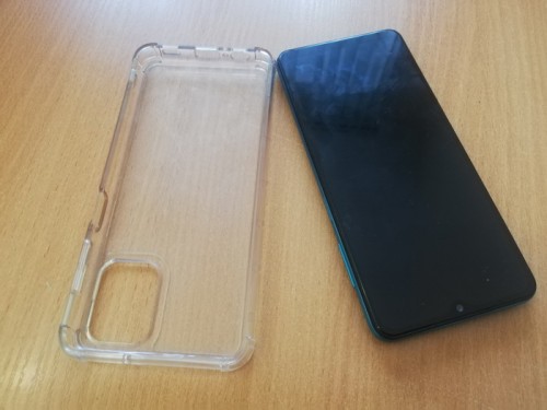 В Новотроицке полицейские по горячим следам задержали подозреваемую в грабеже