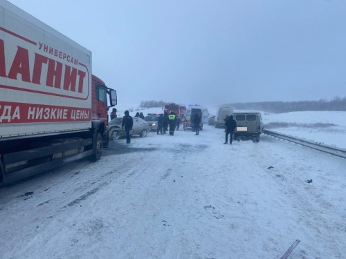 В Переволоцком районе столкнулись семь автомобилей – есть пострадавшие