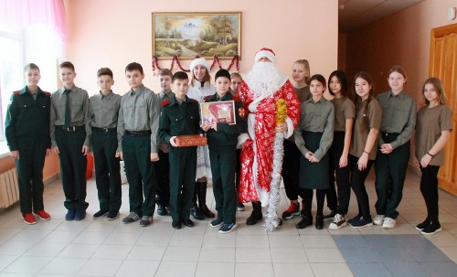 Сказочные персонажи посетили кадетские классы Росгвардии города Оренбурга Сказочные персонажи посетили кадетские классы Росгвардии города Оренбурга