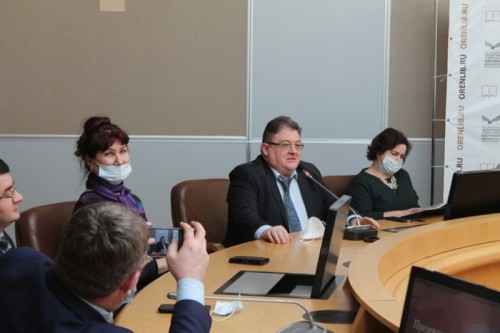 В библиотеке им. Н.К. Крупской прошла презентация альбома «Оренбург»