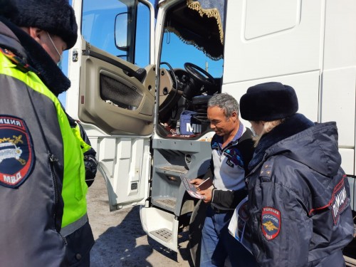 Сотрудники Госавтоинспекции Соль-Илецкого городского округа провели профилактическое мероприятие "Встречная полоса"