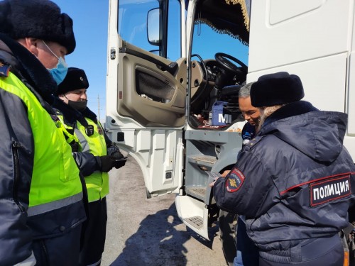 Сотрудники Госавтоинспекции Соль-Илецкого городского округа провели профилактическое мероприятие "Встречная полоса"