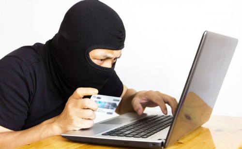 Полицейскими Оренбурга установлена причастность жительницы Калуги к мошенничеству под предлогом продажи детских колясок