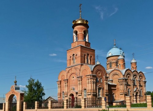 Сотрудники полиции Пономаревского района задержали мужчину, который угрожал настоятелю храма