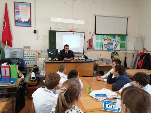 Сотрудники ГИБДД и члены общественного Совета поздравляют всех детей Новосергиевского района с Днём защиты детей! Сотрудники ГИБДД и члены общественного Совета поздравляют всех детей Новосергиевского района с Днём защиты детей!