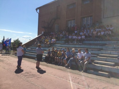 Сотрудники МО МВД России «Бугурусланский» приняли участие в мероприятии под лозунгом «Спорт против наркотиков»