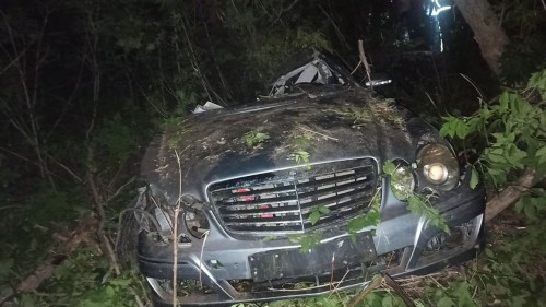 Сотрудниками полиции устанавливаются обстоятельства ДТП, в результате которого погибли 2 человека   