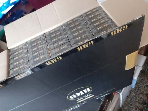 В Оренбурге полицейские изъяли контрафактные сигареты на сумму порядка 1,5 млн рублей В Оренбурге полицейские изъяли контрафактные сигареты на сумму порядка 1,5 млн рублей