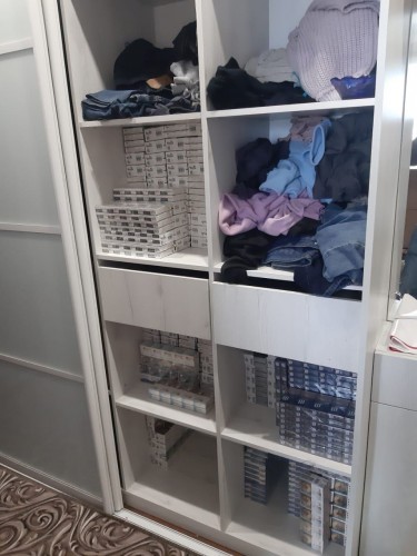 В Оренбурге полицейские изъяли контрафактные сигареты на сумму порядка 1,5 млн рублей В Оренбурге полицейские изъяли контрафактные сигареты на сумму порядка 1,5 млн рублей