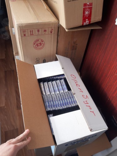 В Оренбурге полицейские изъяли контрафактные сигареты на сумму порядка 1,5 млн рублей В Оренбурге полицейские изъяли контрафактные сигареты на сумму порядка 1,5 млн рублей