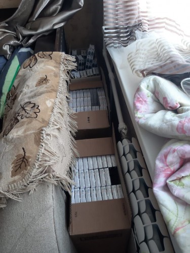 В Оренбурге полицейские изъяли контрафактные сигареты на сумму порядка 1,5 млн рублей В Оренбурге полицейские изъяли контрафактные сигареты на сумму порядка 1,5 млн рублей