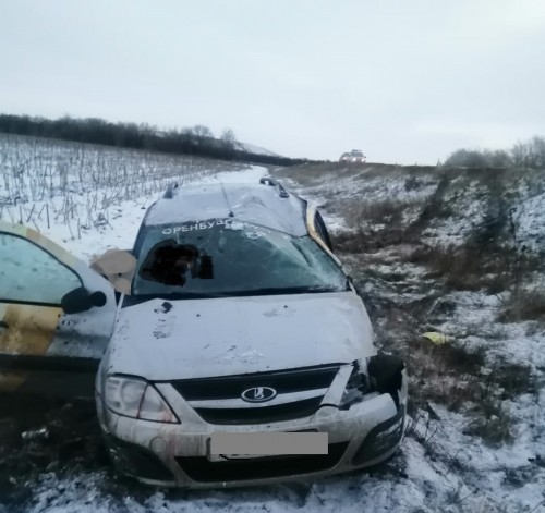 Сотрудники ГИБДД Новосергиевского района выясняют обстоятельства ДТП с пострадавшими
