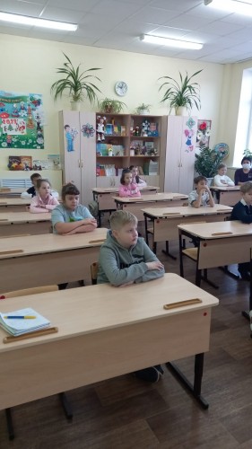 В Новотроицке автоинспекторы и педагоги провели викторину по правилам дорожного движения   