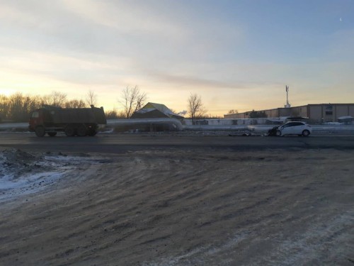 Инспекторы ГИБДД устанавливают обстоятельства ДТП на Загородном шоссе Инспекторы ГИБДД устанавливают обстоятельства ДТП на Загородном шоссе