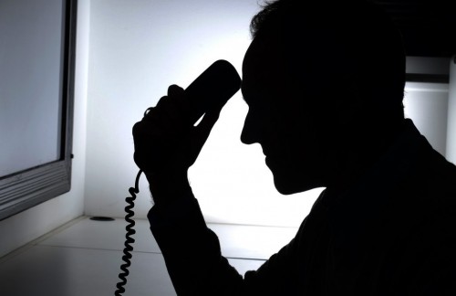 Мошенники обманули пенсионерку и студентку, пытавшихся заработать на бирже