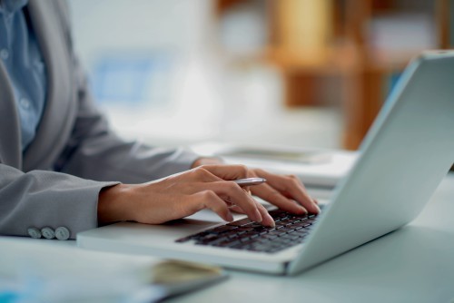 На Госуслугах можно бесплатно за одну минуту получить экспресс-выписку из ЕГРН На Госуслугах можно бесплатно за одну минуту получить экспресс-выписку из ЕГРН