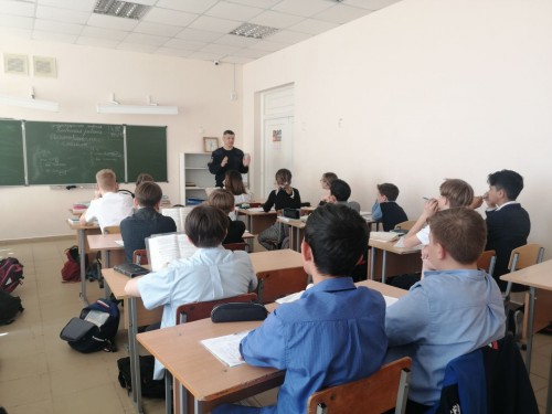 В рамках оперативно-профилактического мероприятия «Дети России» полицейские провели профилактические беседы со школьниками В рамках оперативно-профилактического мероприятия «Дети России» полицейские провели профилактические беседы со школьниками